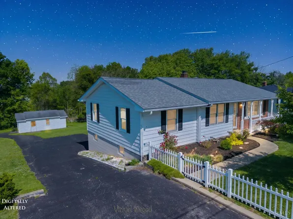 20 Highland Dr, Hillsboro, OH 45133