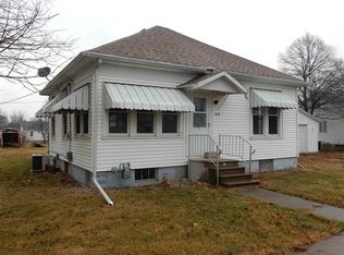 612 Market St, Emden, IL 62635