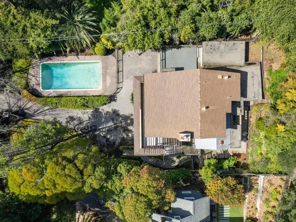 18 Sir Francis Drake Boulevard, Ross, CA 94957