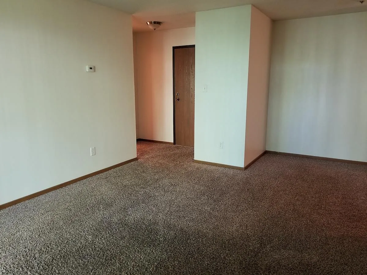 Oak Creek Chateau — Photo 4