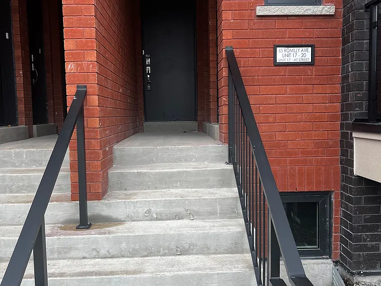 65 Romilly Ave #20 — Photo 4