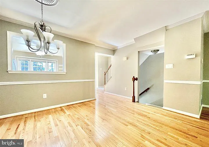 154 Washington St — Photo 6