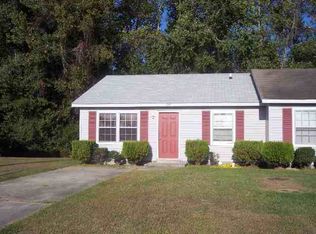 110 Stallion Dr, Jacksonville, NC 28540