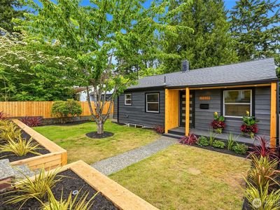 15822 26th Avenue NE, Seattle, WA, 98155