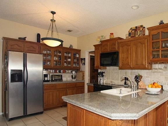 Family room looking toward kitchen