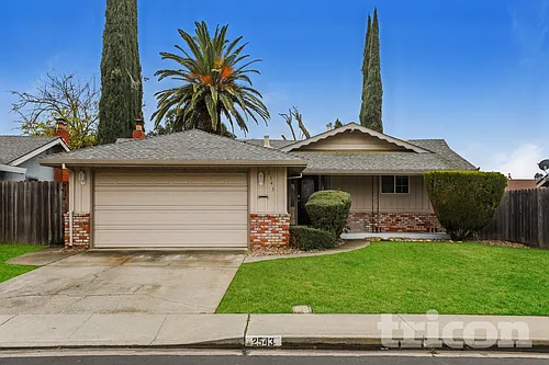 2543 Hastings Way Photo 1