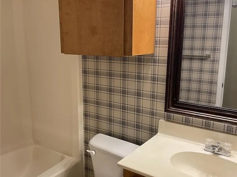4713 Pembrook Ln — Photo 18