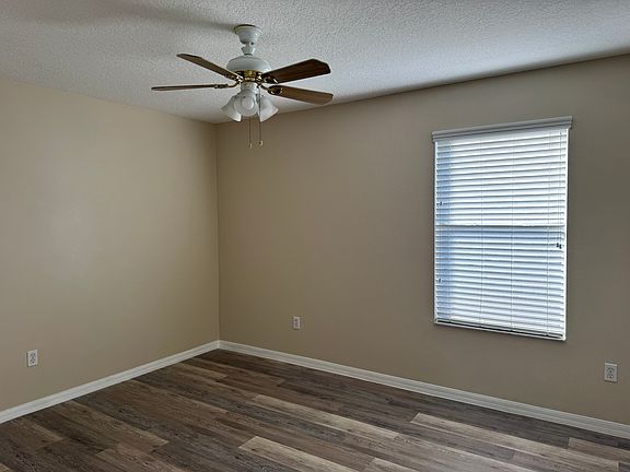 5th image of 166 Sura Blvd