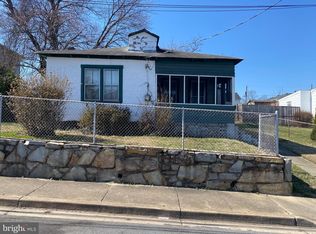 2210 S Nelson St, Arlington, VA 22206