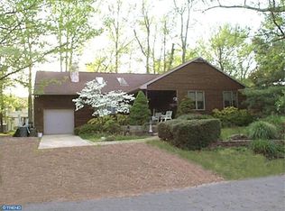 21 Christian Ln, Cherry Hill, NJ 08002