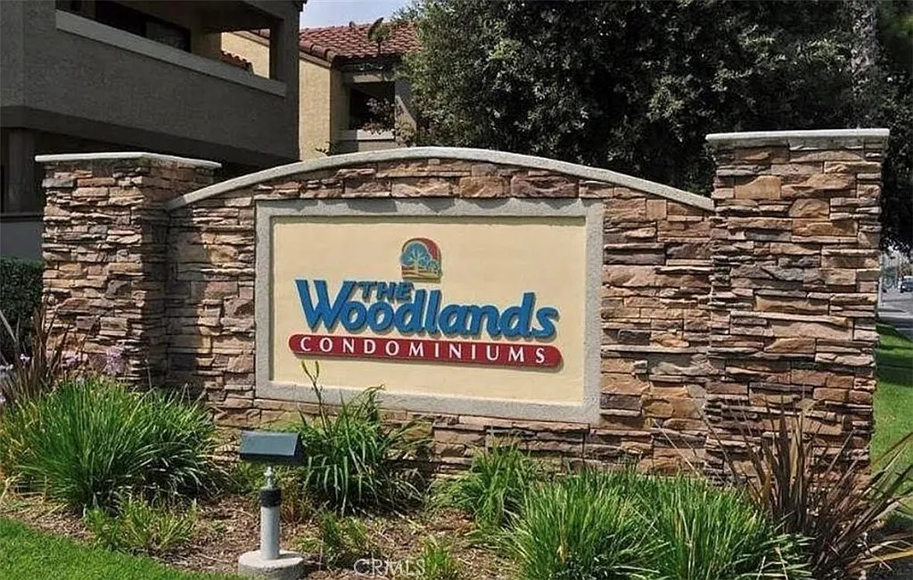 1 bed, 810 sqft, $1,300 — Photo 4