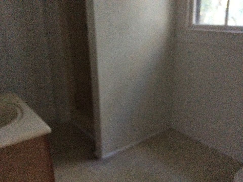 1st image of 909 Kolb St APT B