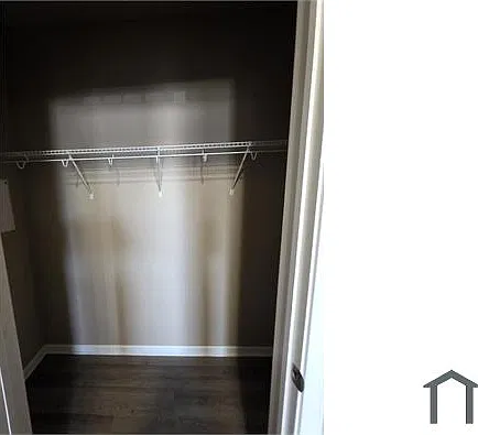 2 bed, 850 sqft, $1,200 — Photo 4