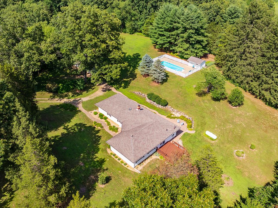 1st image of 22100 N Uldriks Dr