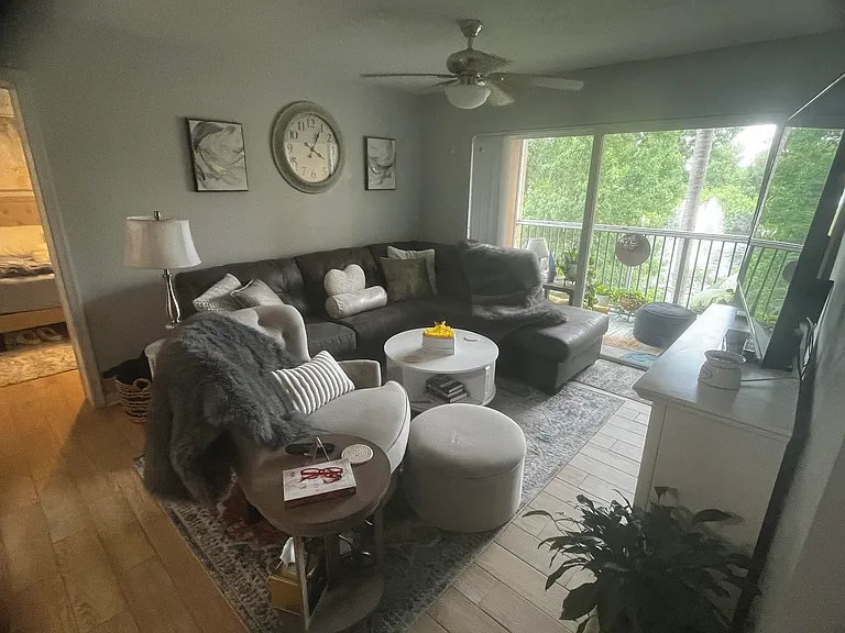 3805 NW Mediterranean Ln — Photo 3