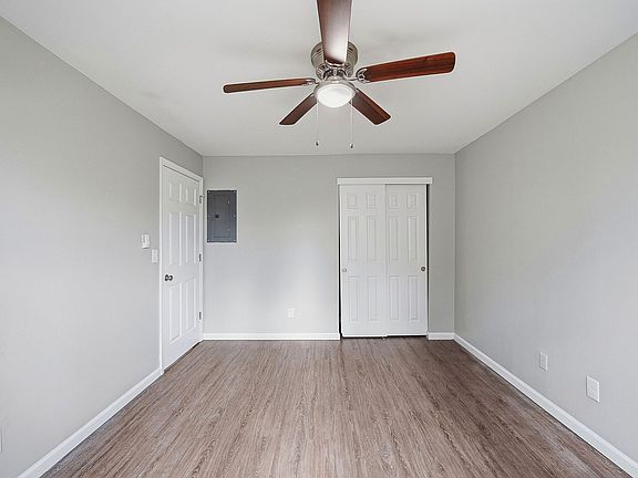 5th image of 220 Oak St #4