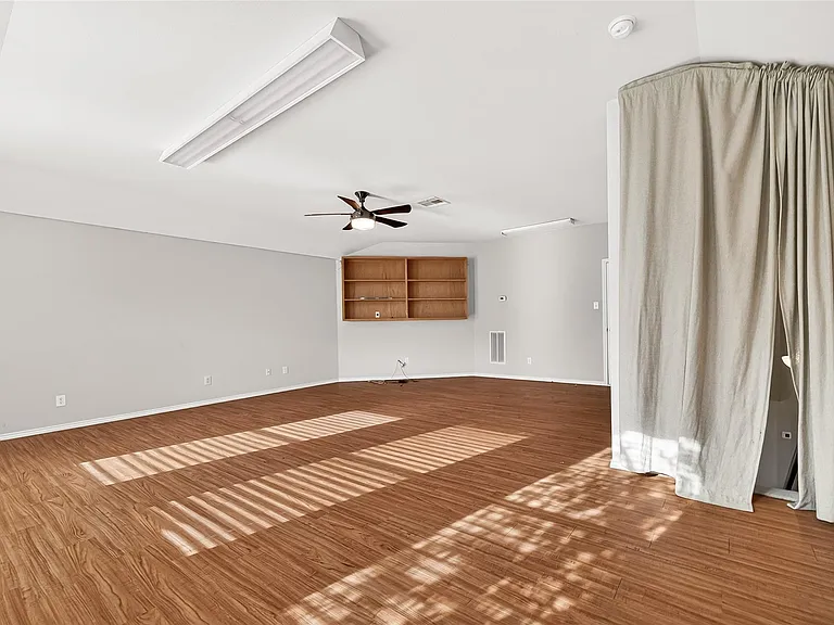 16715 Red Falls Cir — Photo 23