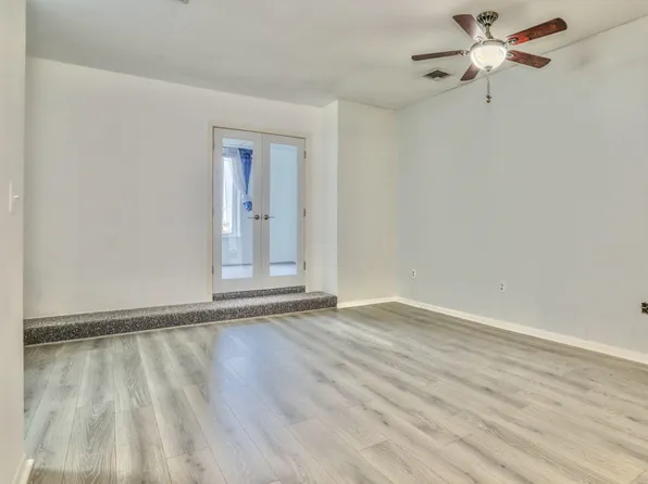 75 Liberty Avenue image 7 of 30