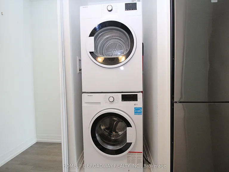 251 Jarvis St #3202 — Photo 8