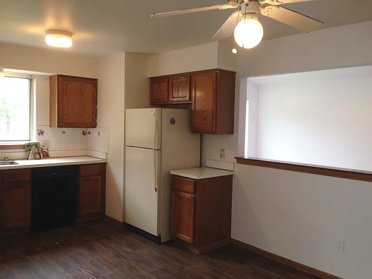 7285 Anna Ave — Photo 6