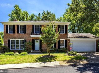 1820 Saint Roman Dr, Vienna, VA 22182