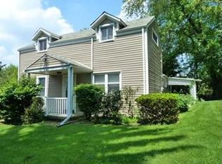 413 1/2 Johnston Rd, Pittsburgh, PA 15235