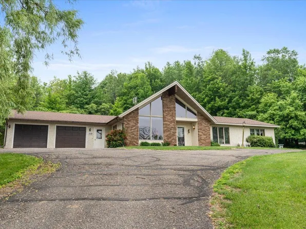 1110 Park Dr, Glenwood City, WI 54013