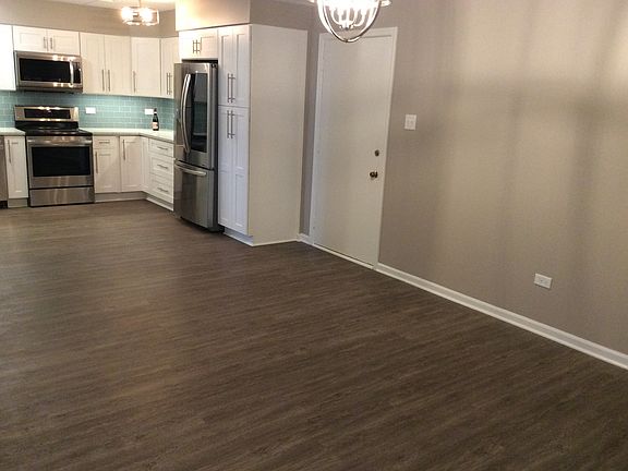 5th image of 483 N Larch Ave APT 102W