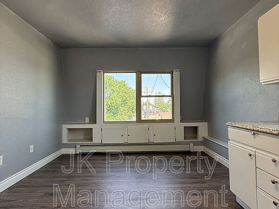 4th image of 809 15th St #301