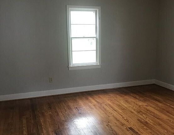 2nd image of 230 Parrish Ave