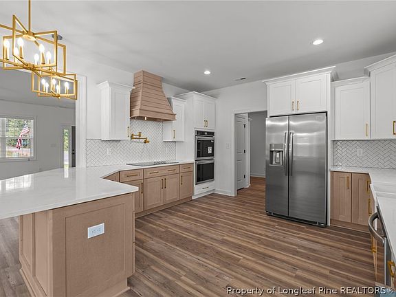 3rd image of 115 Myrtle Oak Dr