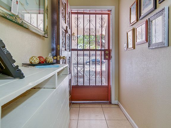 5th image of 10665 Holmes Dr