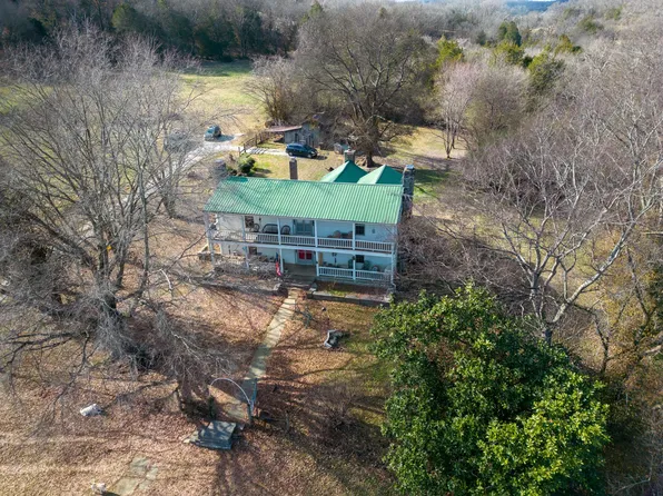 46 Plunkett Creek Rd S, Gordonsville, TN 38563
