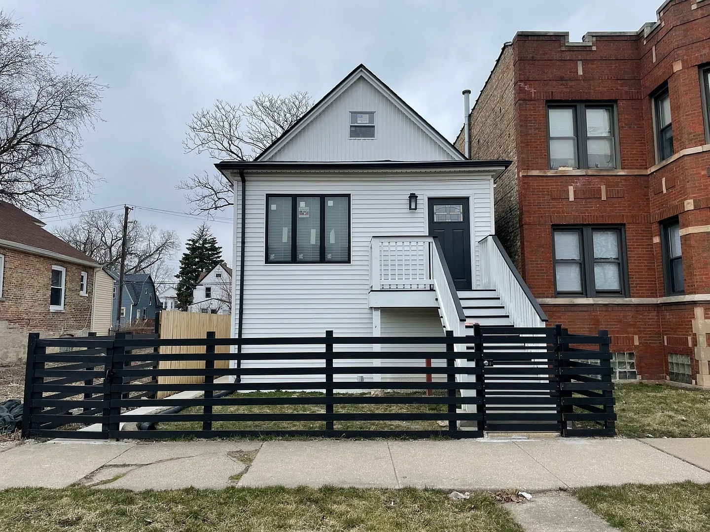8406 S Green St photo 1