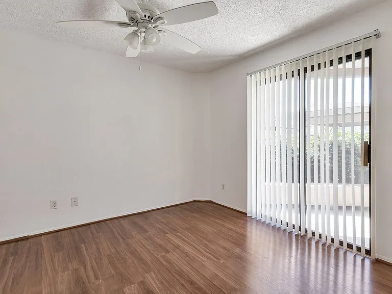 4850 E Desert Cove Ave #102 — Photo 10