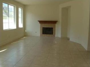 14 Plaza Avila, Lake Elsinore, CA 92532