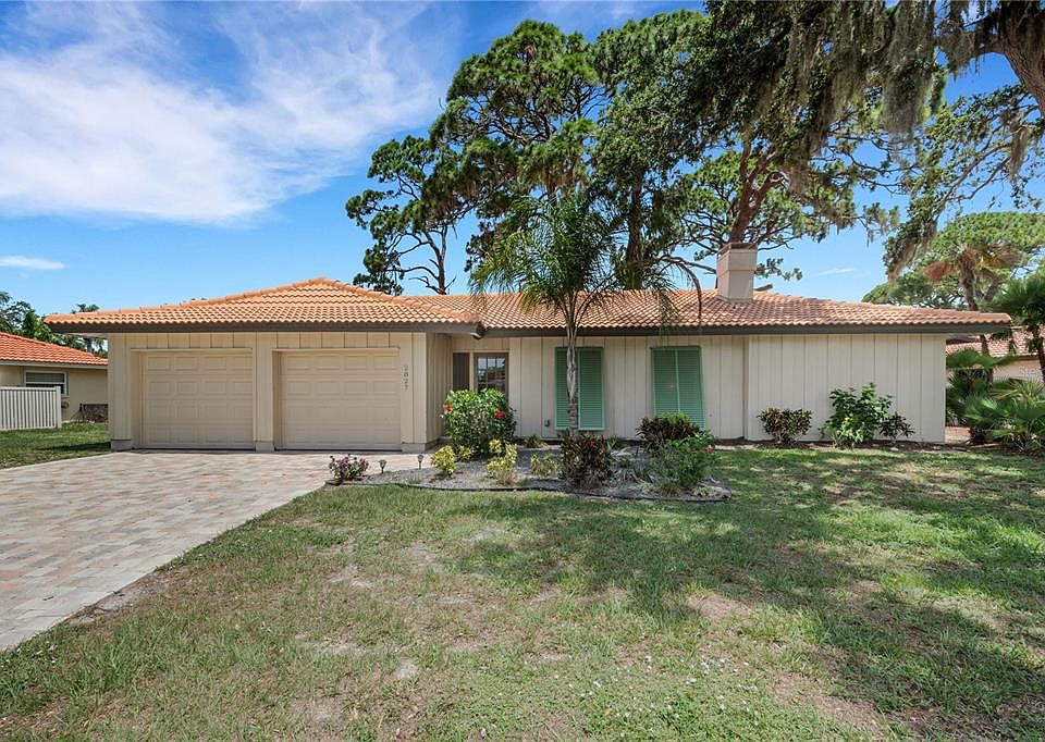 1st image of 2827 Hardee Dr