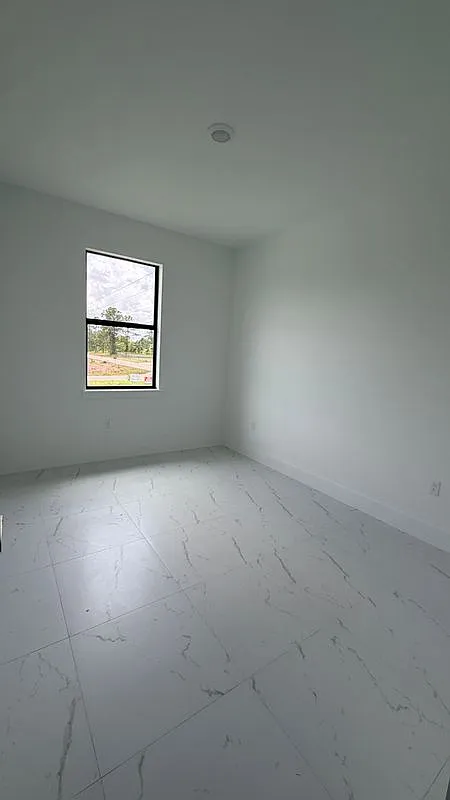 3 bed, 1.5 bath, 1200 sqft, $1,750 — Photo 4