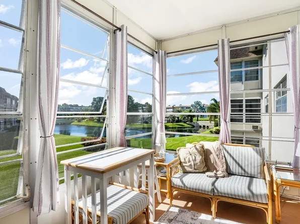 4800 NW 35th Street #502, Lauderdale Lakes, FL 33319