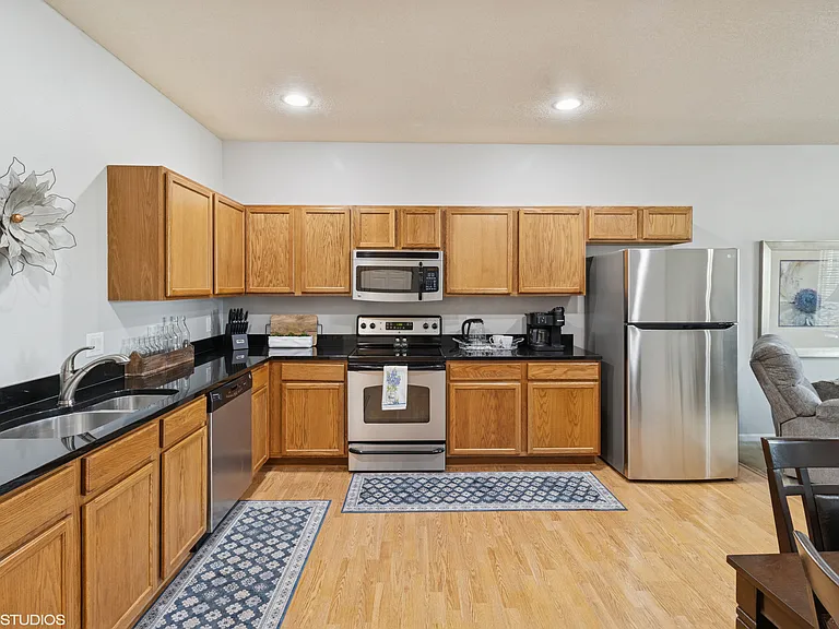 furnished kitchen
