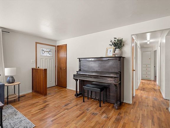 5th image of 3730 E 24th Ave