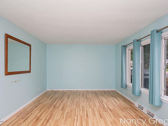 4th image of 4743 Westgate Dr NW
