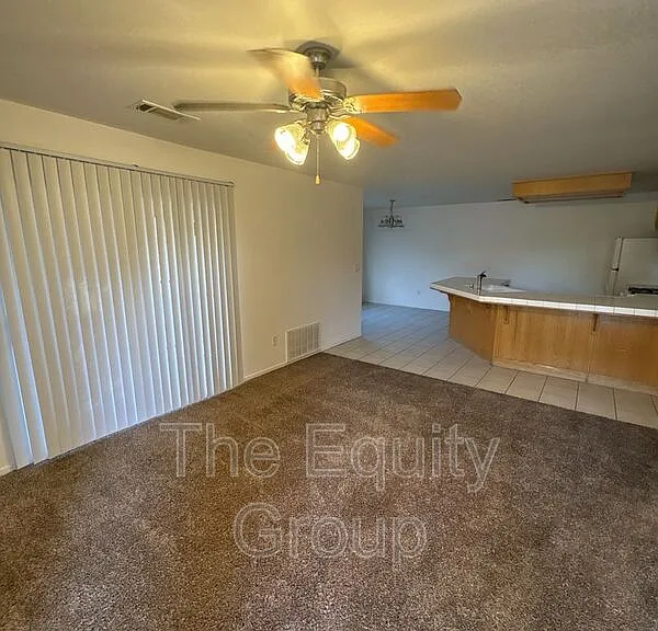 2544 W Lark Ave — Photo 3