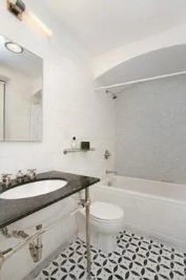 Sold by Corcoran | media 21