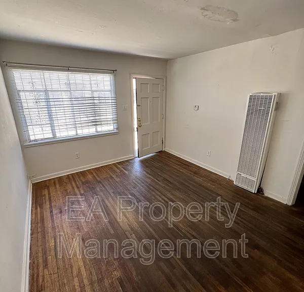 525 Cedar St SE #B — Photo 4