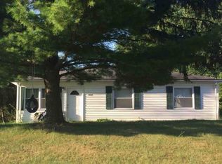 9948 Green Dr, Windham, OH 44288