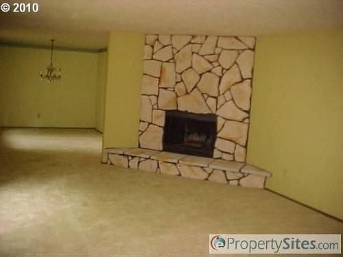 4th image of 11010 SW Cottonwood Ln
