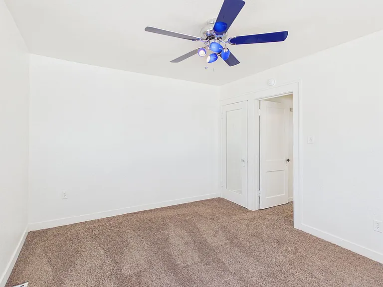 701 Sunset Ter — Photo 19