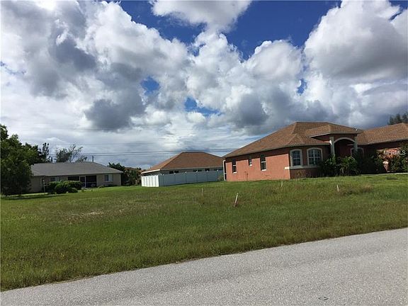 2nd image of 4000 SW 16th Pl