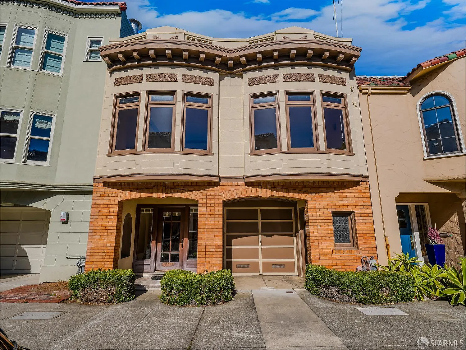 3730 Divisadero St - Photo 1